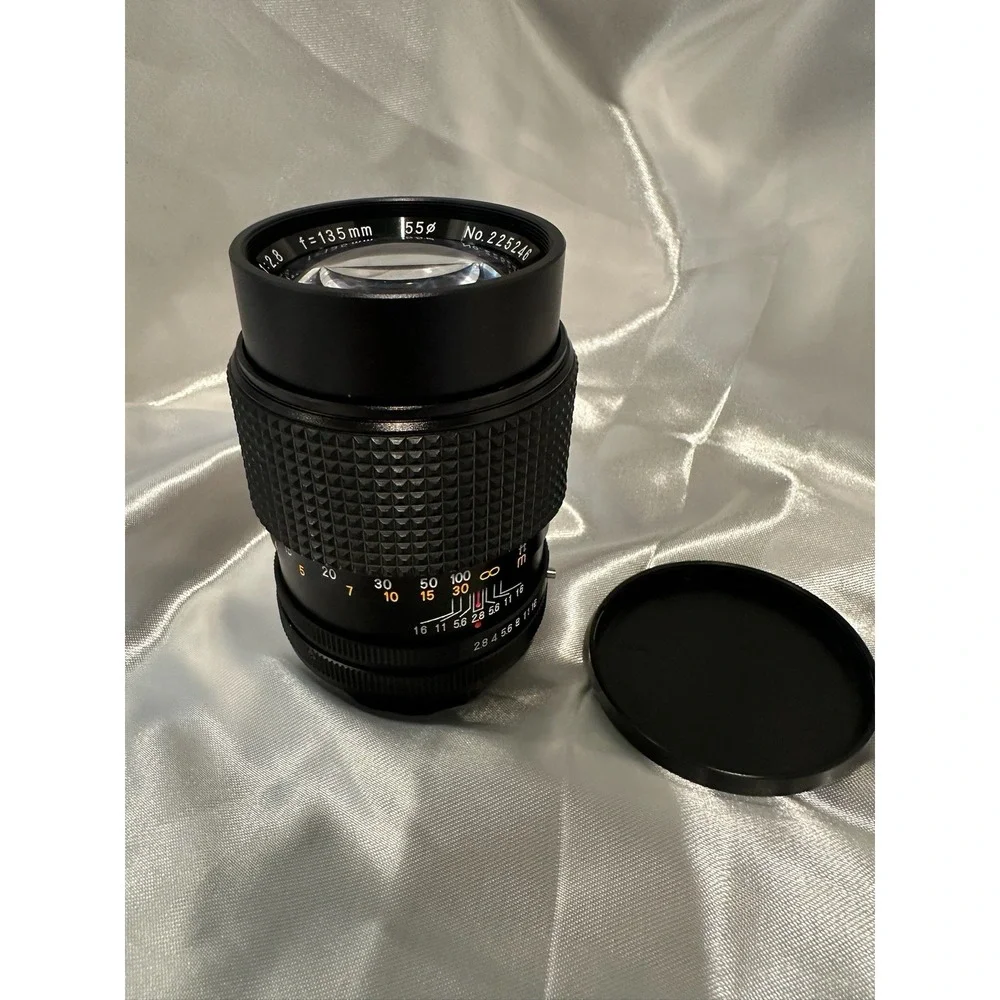 Super Albinar 135mm f/2.8 MC AutoTelephoto Prime Lens Canon FD MountVintage